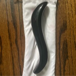 Black Obsidian Curved Massager